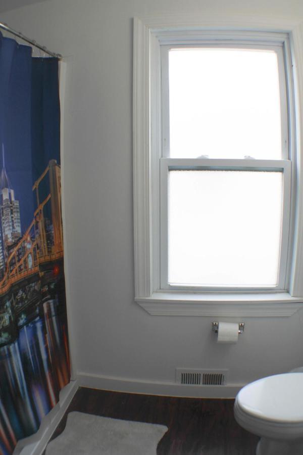3 Bedroom Southside Pad - Sleeps 8 - Amazing Location Pittsburgh Zewnętrze zdjęcie