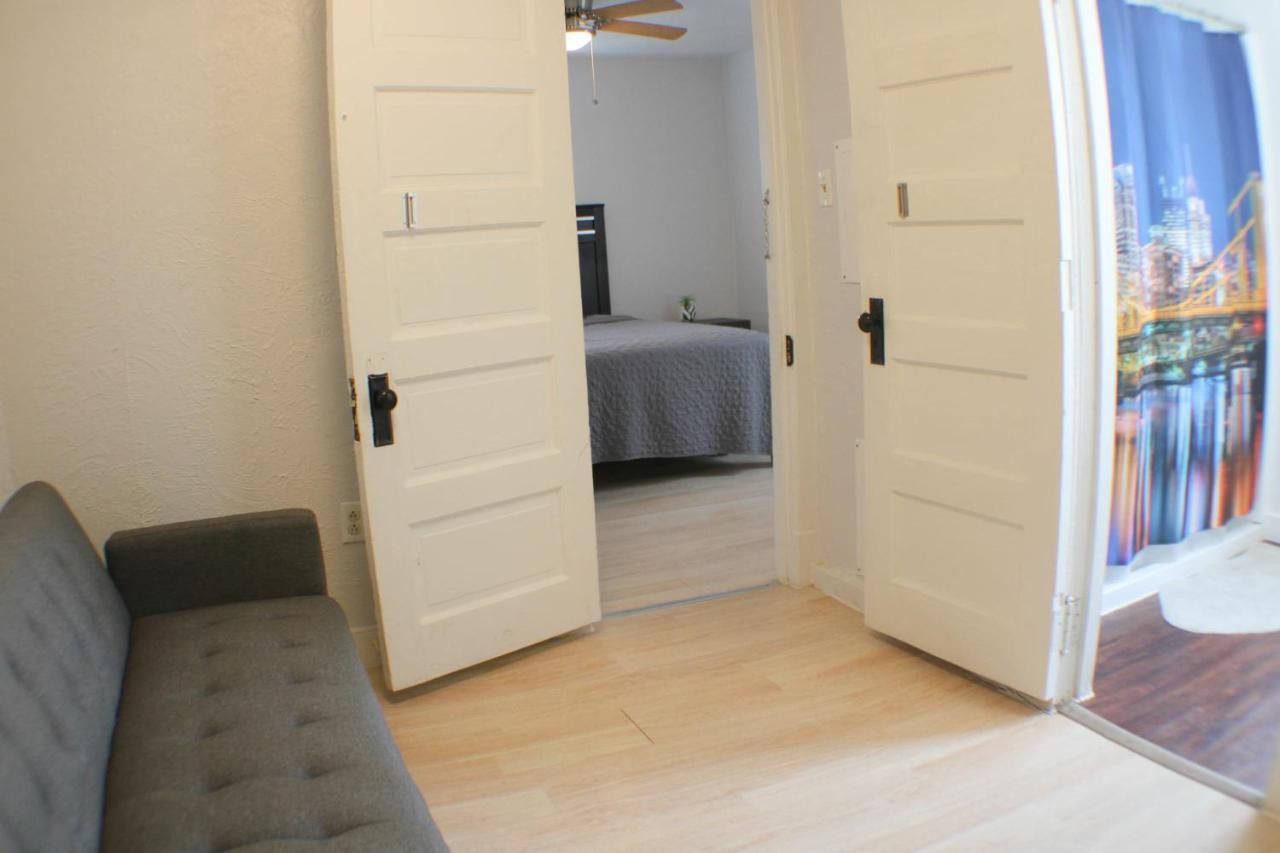 3 Bedroom Southside Pad - Sleeps 8 - Amazing Location Pittsburgh Zewnętrze zdjęcie